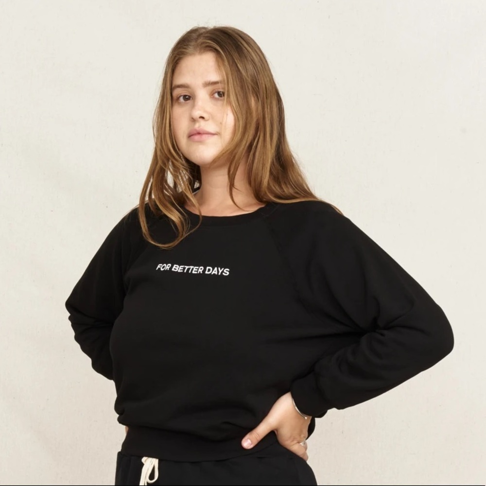 For better days crew neck
